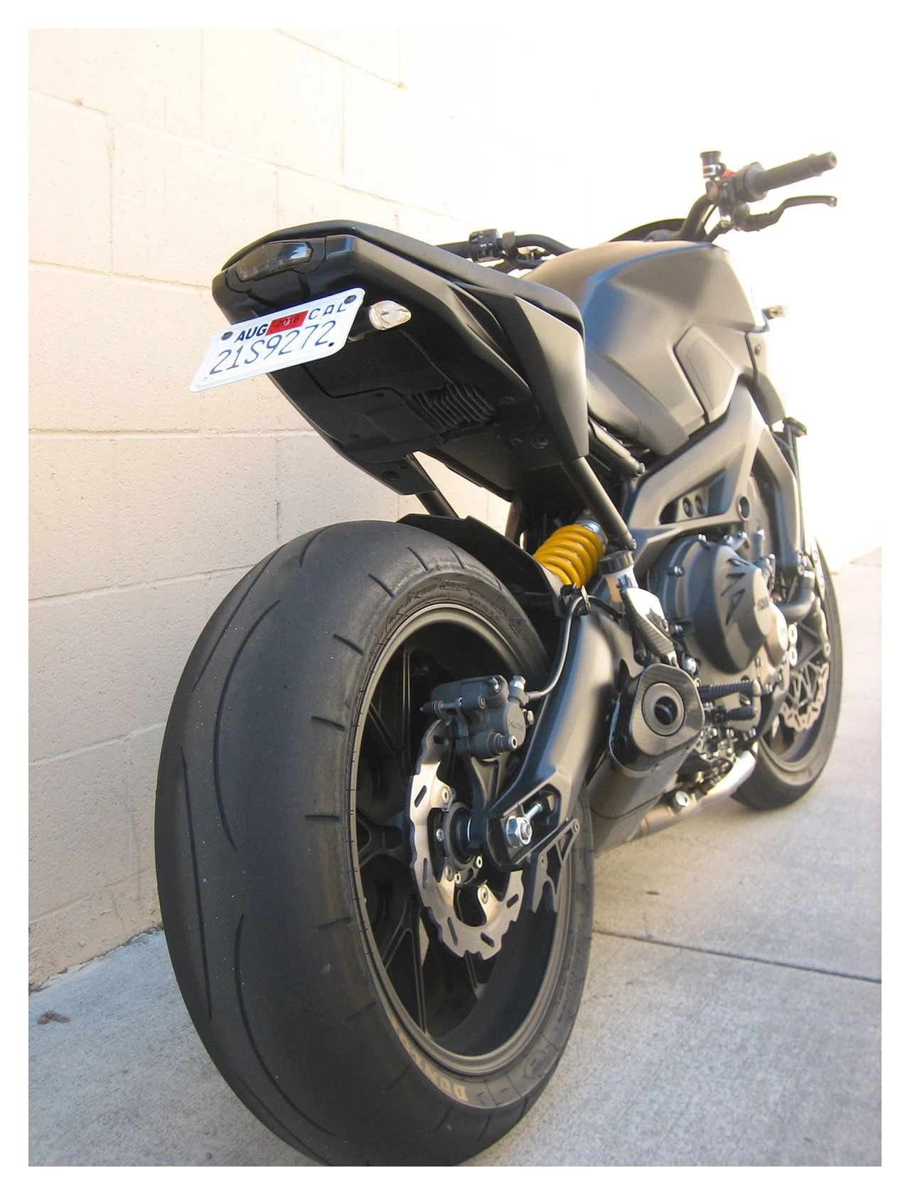 Graves Motorsports Full System Graves Hexagonal Exhaust System Yamaha FZ-09 / FJ-09 / Tracer 900 / XSR900 - Image 2