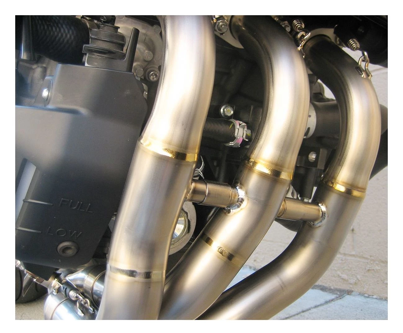 Graves Motorsports Full System Graves Hexagonal Exhaust System Yamaha FZ-09 / FJ-09 / Tracer 900 / XSR900 - Image 3