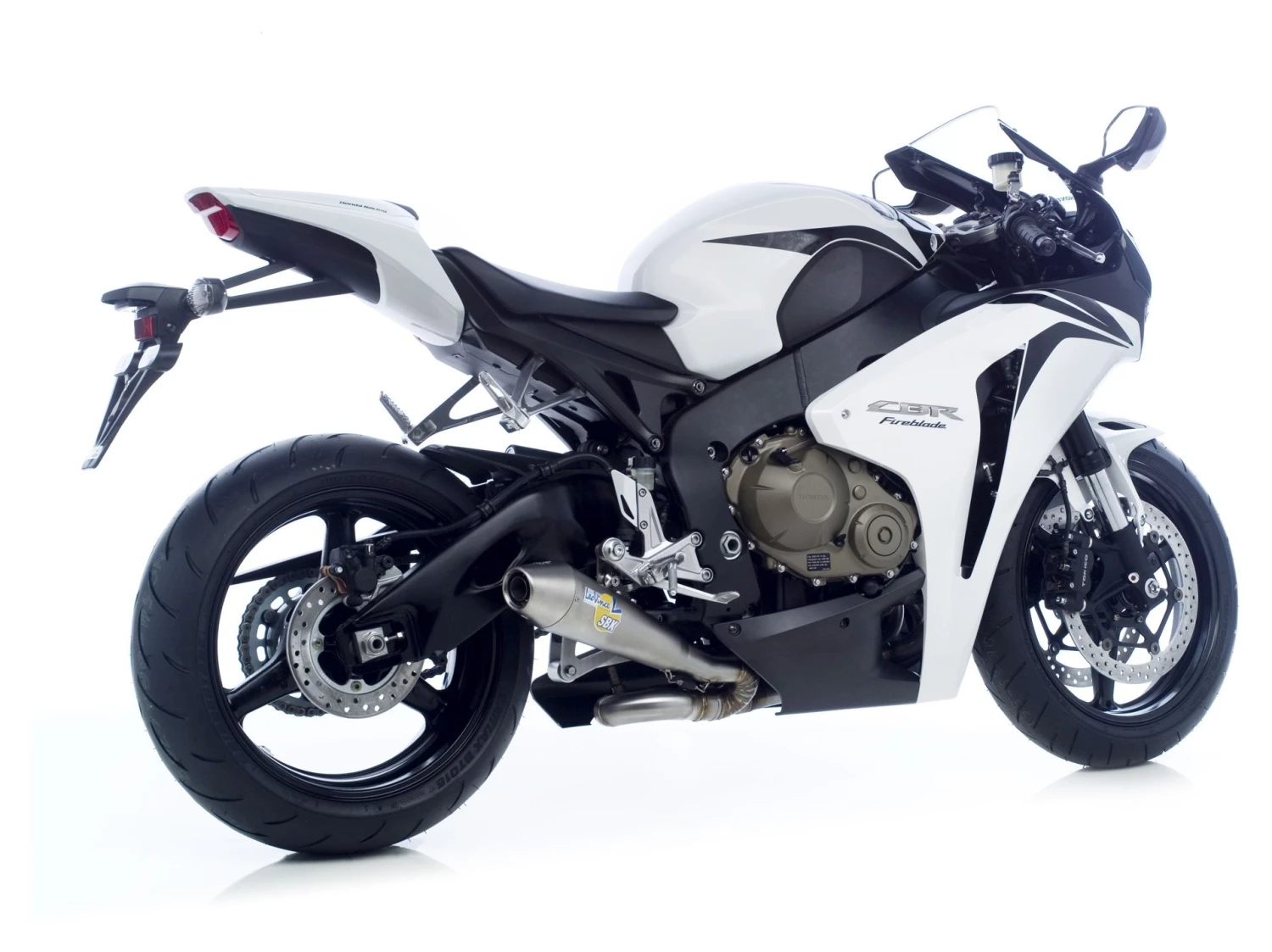 LeoVince GP Style EVO II Slip-On Exhaust - Image 2